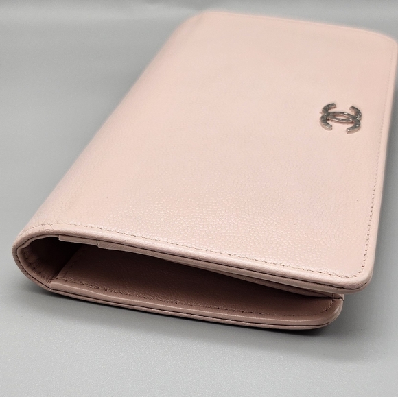 🌸CHANEL Authentic Light Pink Wallet/Clutch🌸 - Picture 5 of 14